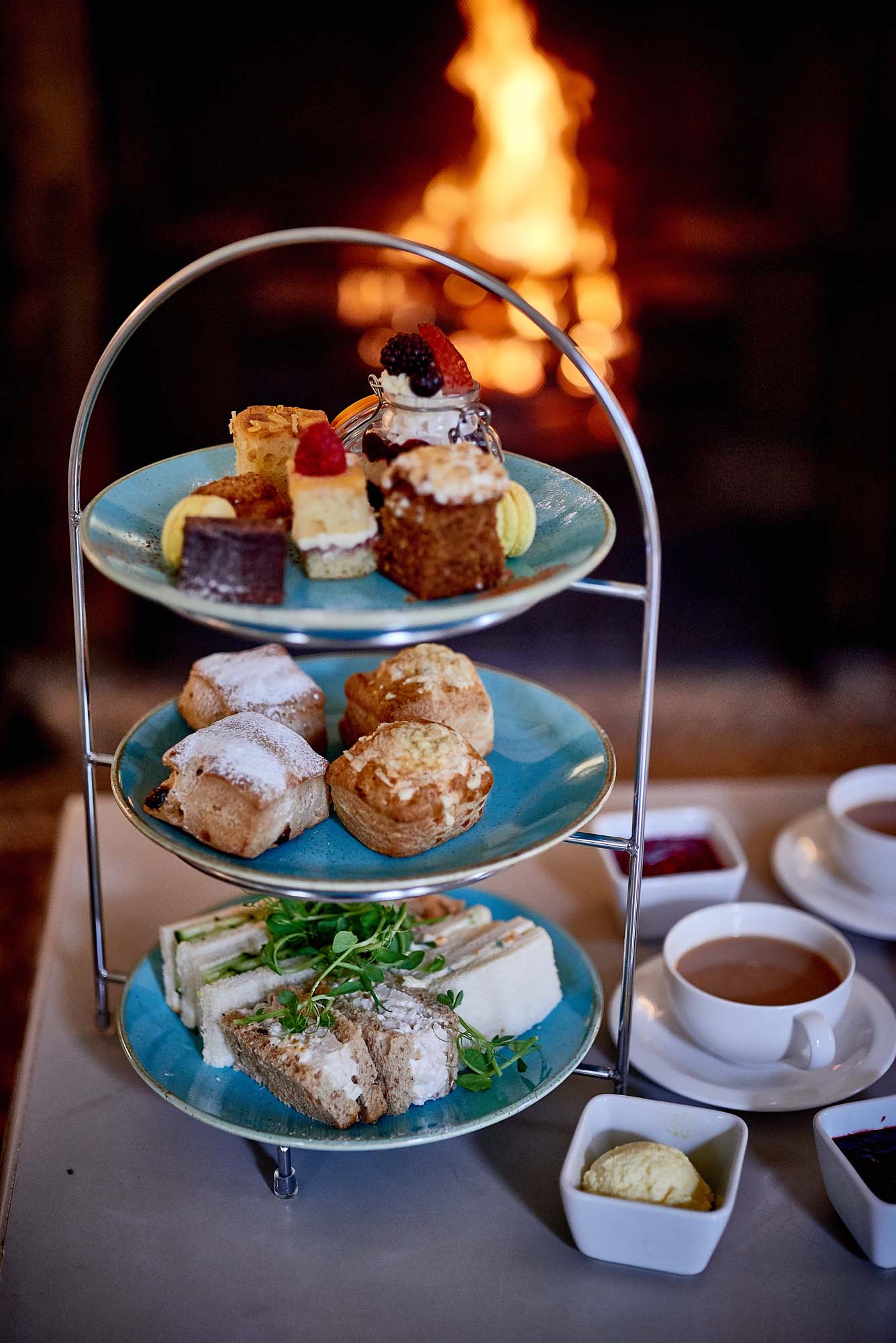 indulgent-afternoon-tea-in-northumberland-eshott-hall